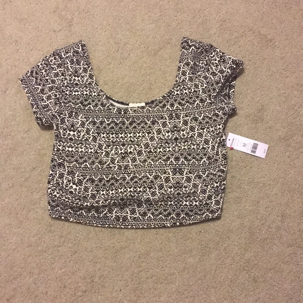 Black and white crop top